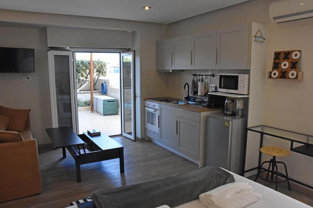 Seaside Studio Meltemi ราฟีนา ภายนอก รูปภาพ